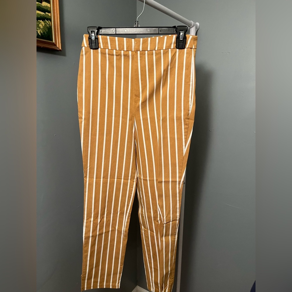 Forever 21 yellow dress pants large
